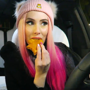 Meet your Posher, Anne